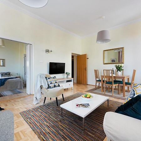 Two Bedroom Apartment For 6 People Varsó Kültér fotó