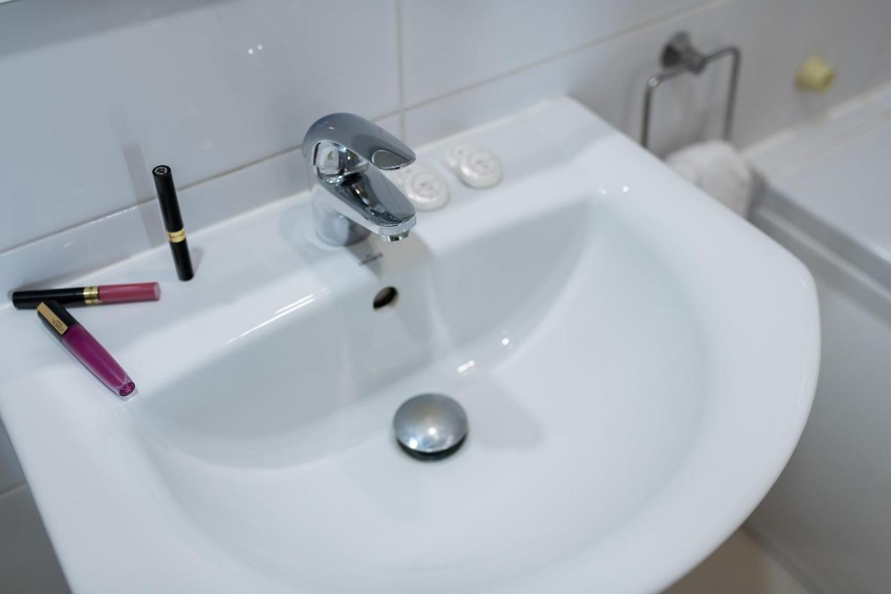Two Bedroom Apartment For 6 People Varsó Kültér fotó