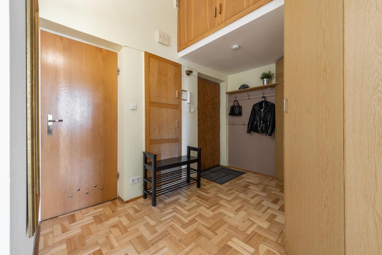 Two Bedroom Apartment For 6 People Varsó Kültér fotó