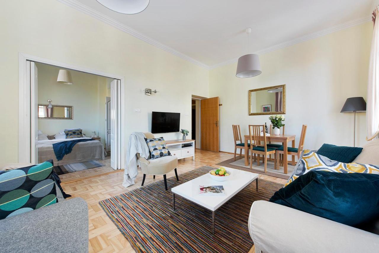 Two Bedroom Apartment For 6 People Varsó Kültér fotó